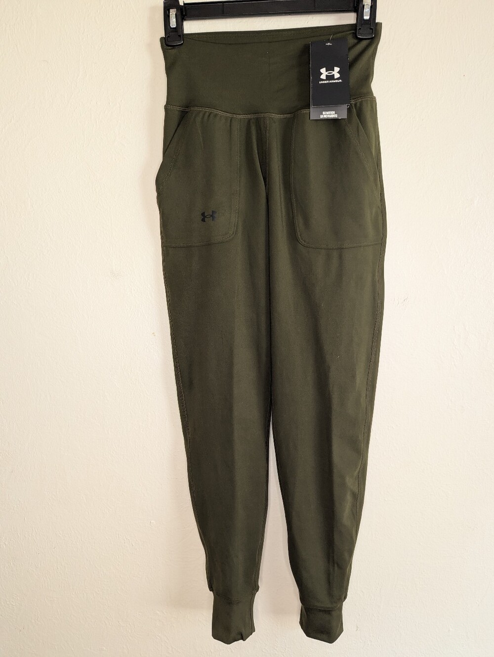 NWT Under Armour Motion Joggers Women's Size XS